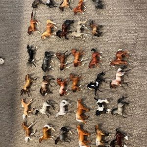 lot of breyer stablemates!